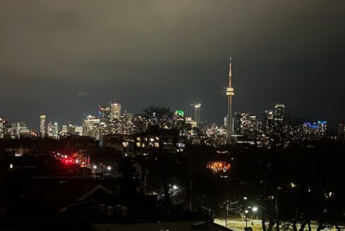 Skyline Night - 417-183 Dovercourt