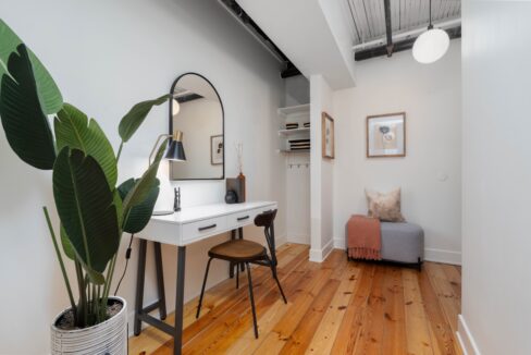 Wires Edit- 417-183 Dovercourt